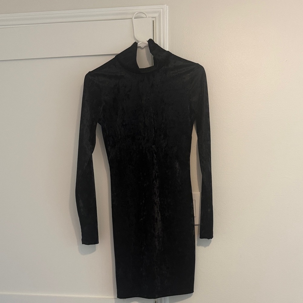 Bumpsuit Velvet Nicole Dress - Picture 3 of 3